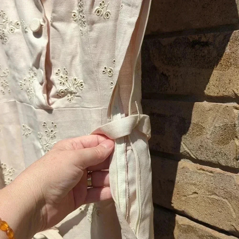 Mediterranean Vintage Linen Dress - Picture 10 of 15